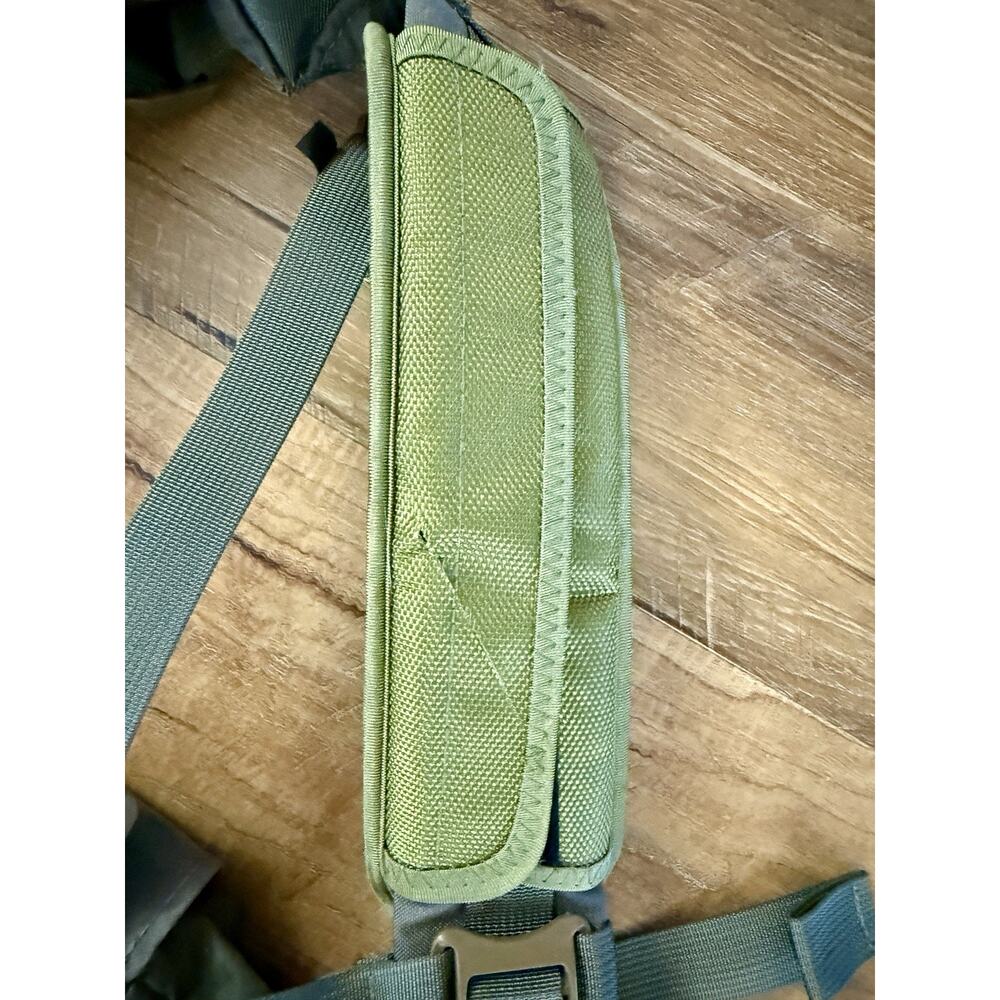 Nixie Rig Lightfighter Rig - Ranger Olive Green Chest Rig, GUC - Picture 11 of 16